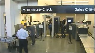 Boston-Logan-Airport-security-checkpoint