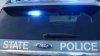 Agente estatal es arrastrado por conductora durante parada de tráfico en Fall River