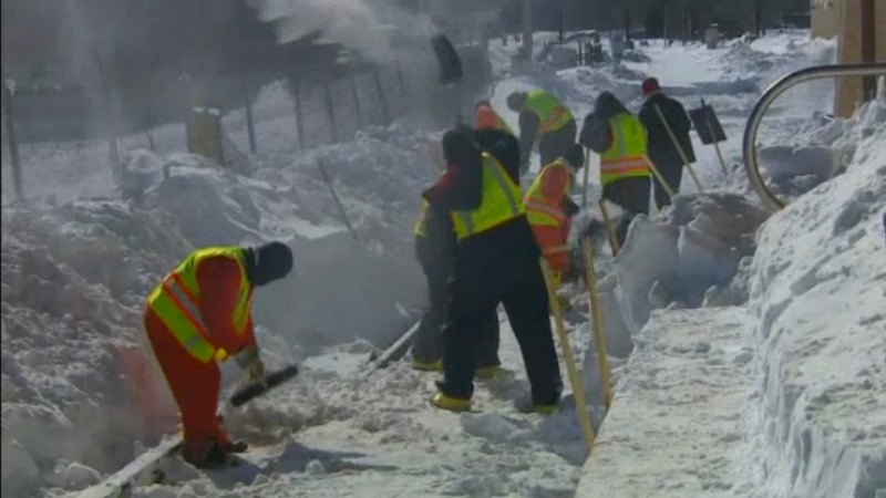 TLMD-Boston-presos-paleando-nieve-invierno-febrero-2015