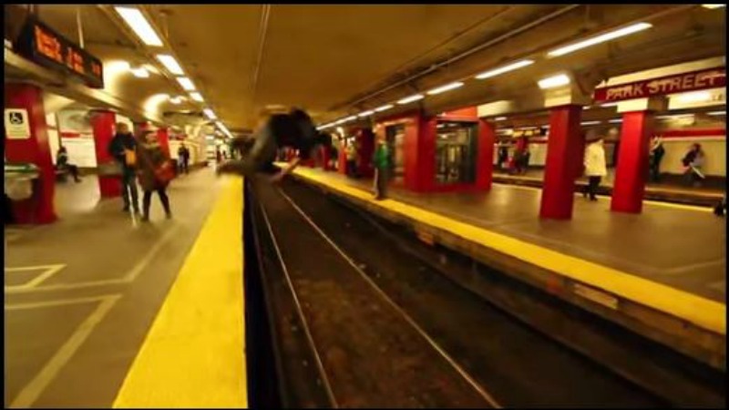 TLMD-Dylan-Polin-salto-voltereta-MBTA