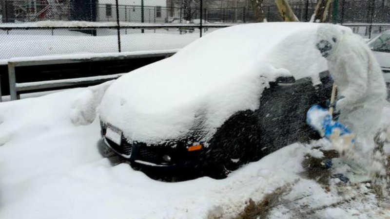 TLMD-yeti-paleando-nieve-febrero-9-2015