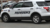 Hombre baleado mientras estaba sentado en su auto en Providence