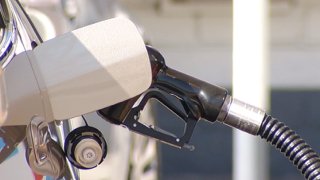 gas-fuel-pump-oct2012