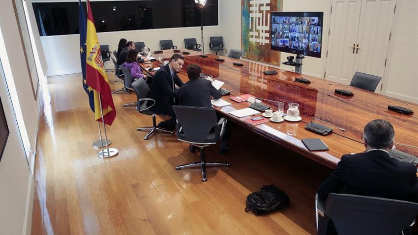 En España preparan medidas para reabrir actividades