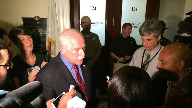 tlmd_inmigracion_activistas_massachusetts_centro_presente_menores_frontera_sheriff_hodgson