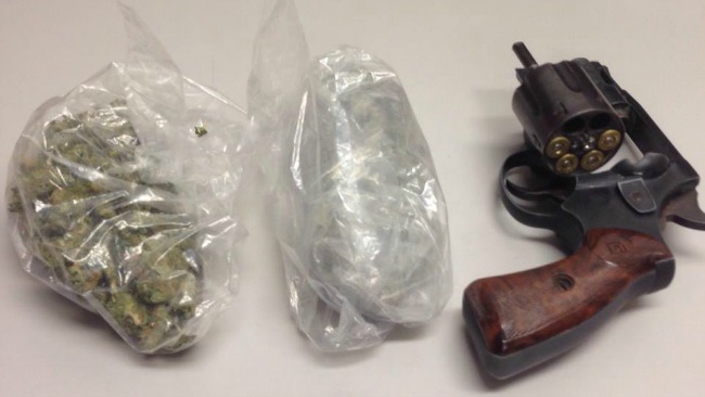 tlmd_lynn_revere_marihuana_auto_3_arrestados_toyota_rav_1