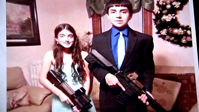 tlmd_plymouth_adolescentes_suspendidos_escuela_foto_facebook_armas_1