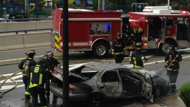 tlmd_storrowdrivecarfirenearcharlescircle1_ctsydia_2