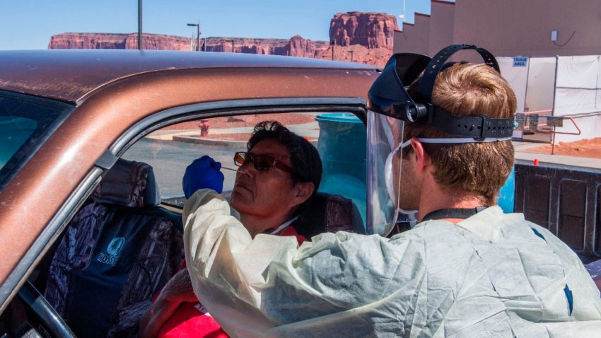 Arizona reporta 12,134 nuevos casos; el numero de muertos aumenta a 6,973
