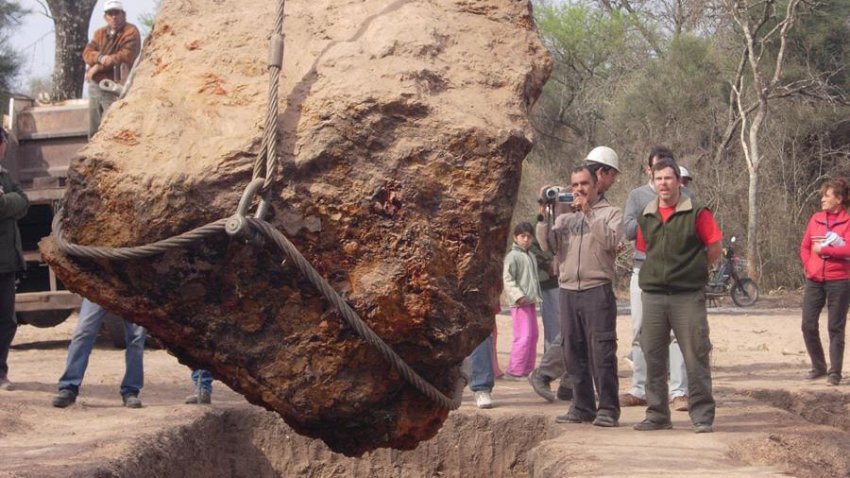 Campo Del Cielo El Lugar Donde Cayo Una Lluvia De Meteoritos Hace 4 000 Anos Telemundo Nueva Inglaterra