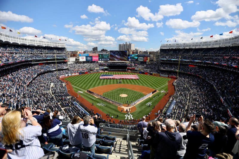 IMÁGENES: Partido inaugural de los Boston Red Sox vs Los New York Yankees