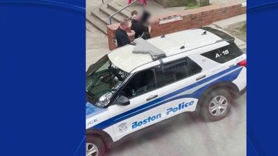 Arrestan a menores tras hallar armas en escuela en Boston