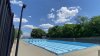 Vecinos se quejan de cierre de piscina pública en Boston