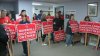 A pesar de la orden del tribunal, maestros de Haverhill continuarán la huelga