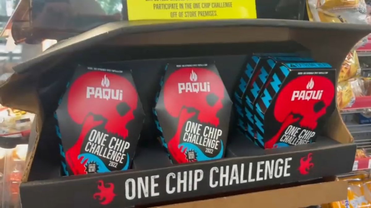 Holliston, MA Estudiantes ingieren chip picante del One Chip Challenge