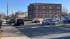 Dos personas heridas en tiroteo desde un vehículo en Hartford