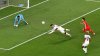 Cristiano Ronaldo intenta con un cabezazo y pierde la oportunidad de otro gol de Portugal