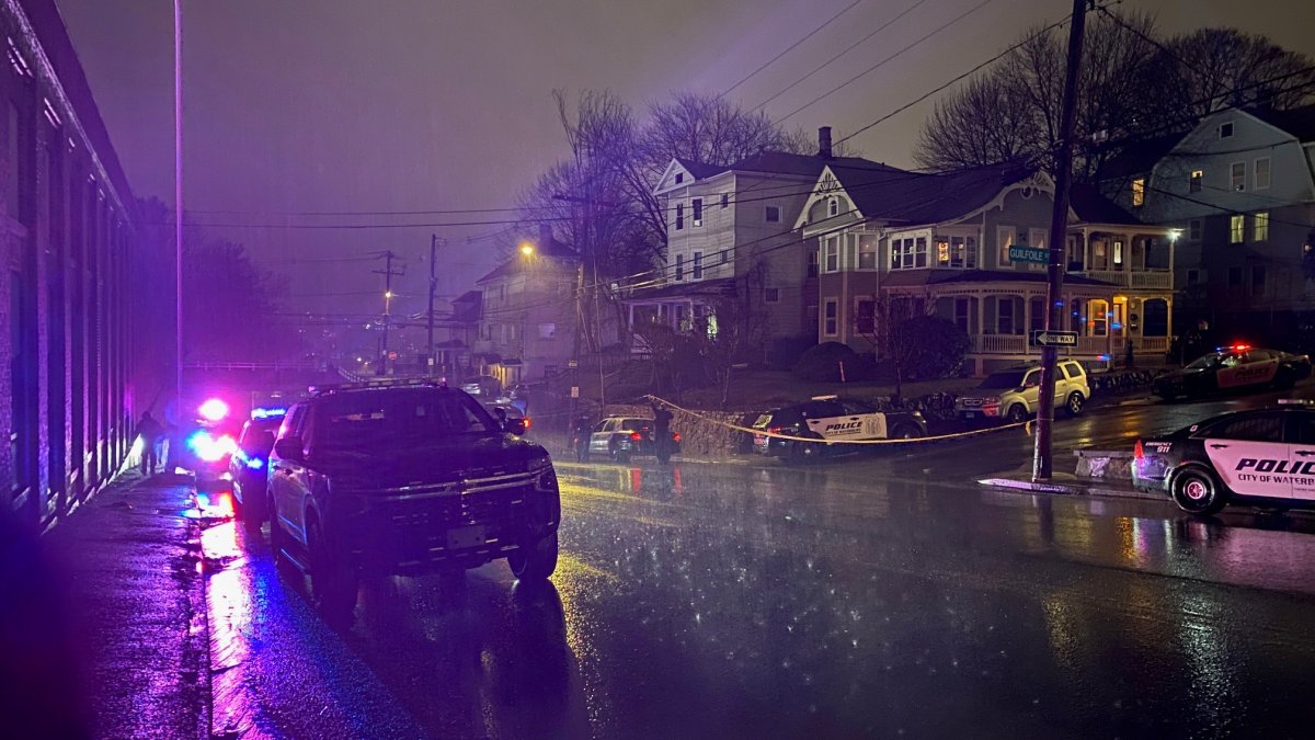 Asesinato en Robbins St. en Waterbury CT Telemundo Nueva Inglaterra