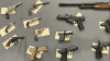 Policía de Providence y ATF incautan 20 armas y 44 libras de marihuana