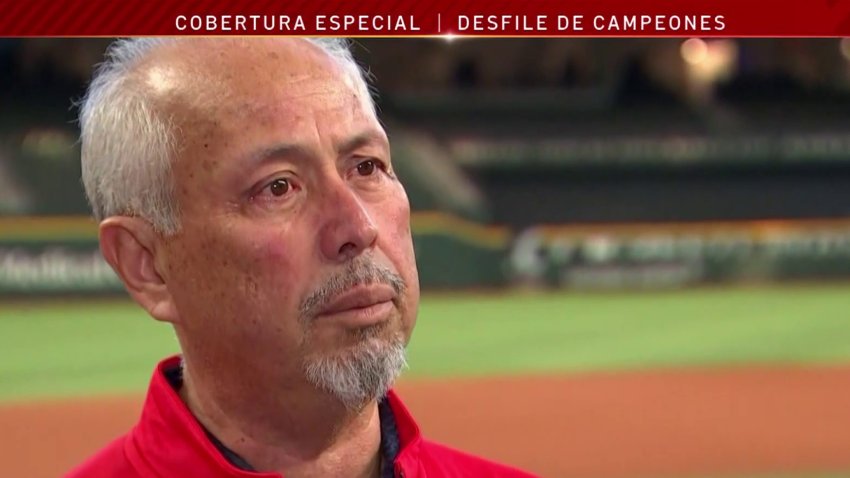 Locutor de radio de los Texas Rangers muy emocionado