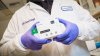 Alzhéimer y Parkinson: novedoso dispositivo permitiría diagnosticar estas enfermedades en casa