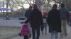 Llegan nuevas familias migrantes a refugio en Chelsea 