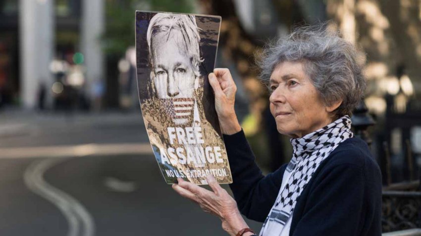 LONDON, UNITED KINGDOM – MAY 20: Supporters of Julian Assange demonstrate outside the Royal Courts of Justice as the High Court is set to deliver a ruling whether Assange can appeal against the US’s extradition order in London, United Kingdom on May 20, 2024. Julian Assange, the founder of WikiLeaks, could face a sentence of 175 years in prison on charges under the US Espionage Act for soliciting, gathering and publishing secret US military documents. (Photo by Wiktor Szymanowicz/Anadolu via Getty Images)