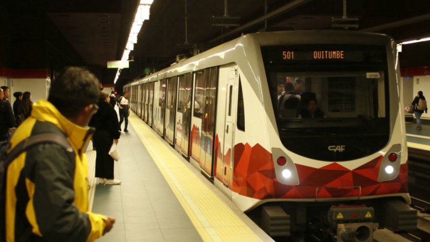 People wait to travel on the Quito metro after it resumed its service following a blackout in Quito June 19, 2024. Ecuador blacked out on June 19, due to failures in the supply network, according to Deputy Energy Minister Roberto Luque, affecting strategic services such as telecommunications and the Quito metro. (Photo by Galo Paguay / AFP) (Photo by GALO PAGUAY/AFP via Getty Images)