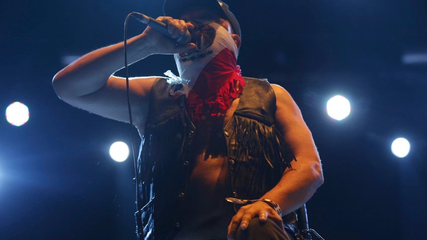 Muere a los 61 años y en plena gira Juan Brujo, vocalista de la banda de metal Brujería