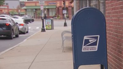 Comunidades en Revere, Everett y Boston se quejan de retrasos en entrega de correo