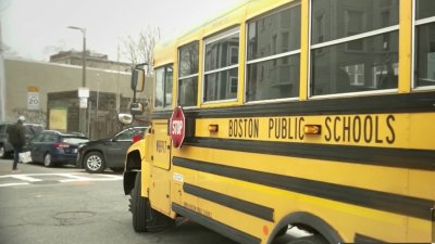 Continúa problemática de transporte escolar en Boston