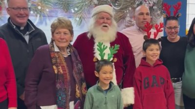 Familia Menino celebra exitosa colecta de juguetes en Boston