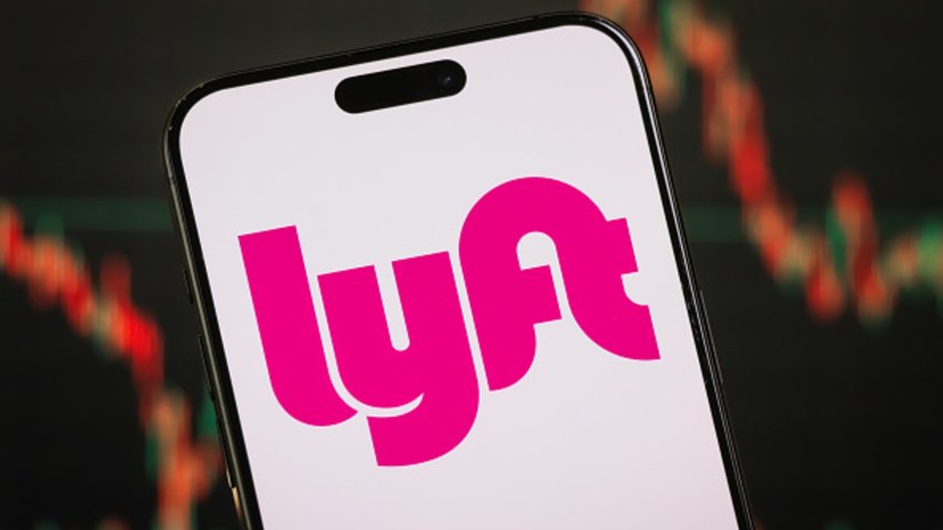 [CNBC] Lyft shares sink 9% on underwhelming fourth-quarter results