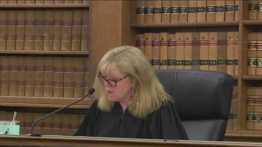 Comienzan alegatos iniciales en segundo juicio de Karen Read