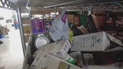 Escasez de donaciones de alimentos en Connecticut