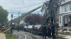 Dos bomberos y un residente heridos en incendio en New Haven