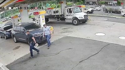 Arresto de 4 trabajadores en autolavado