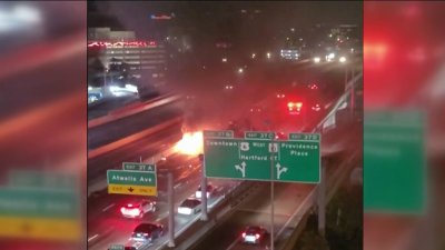Mujer enfrenta cargos por conducir ebria tras mortal accidente en Providence