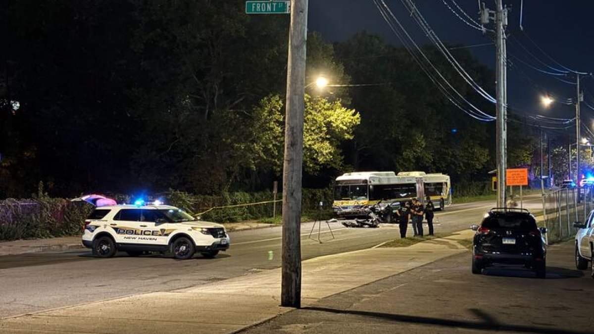Choque con CT transit bus en New Haven, CT – Telemundo Nueva Inglaterra