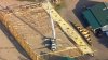 Derrumbe de granero en construcción deja tres trabajadores gravemente heridos