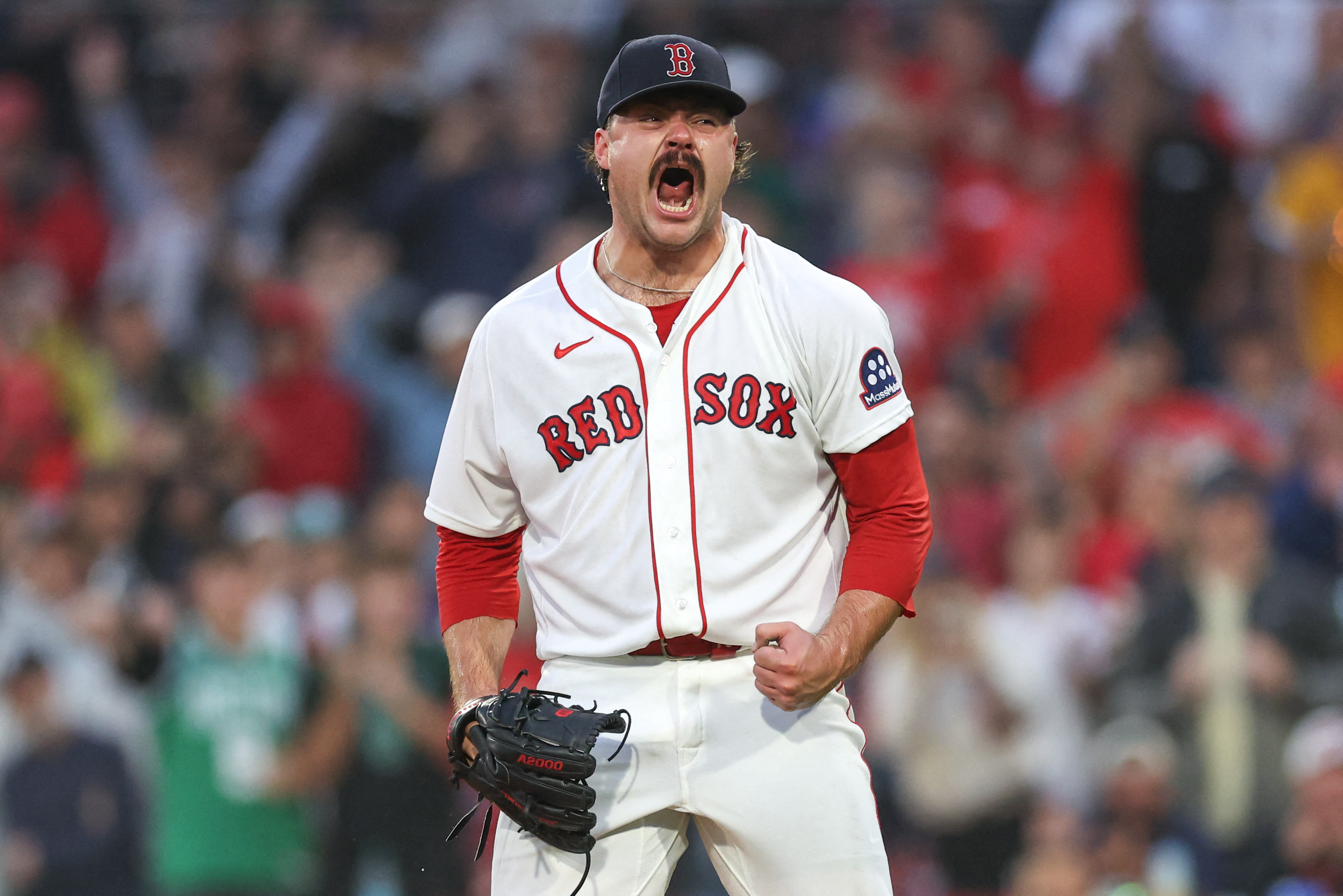 Payton Tolle, de los Red Sox, lanza una entrada inmaculada para abrir el partido